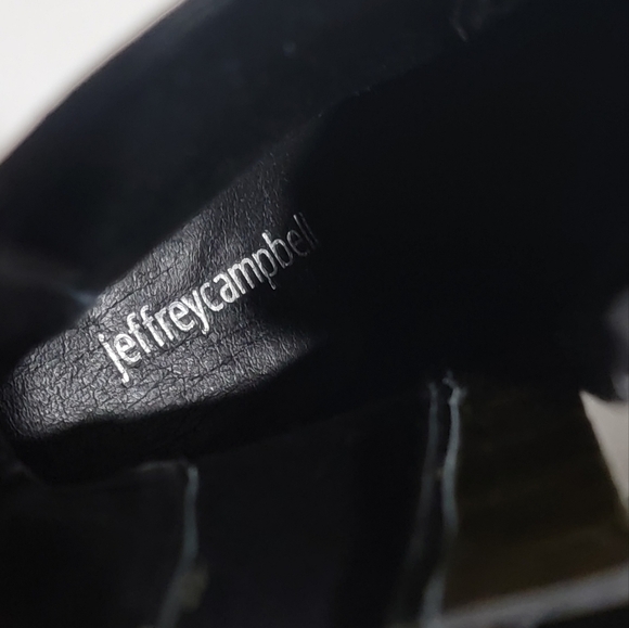 Jeffrey Campbell Green Crock Embossed Ankle Boots - Picture 2 of 9